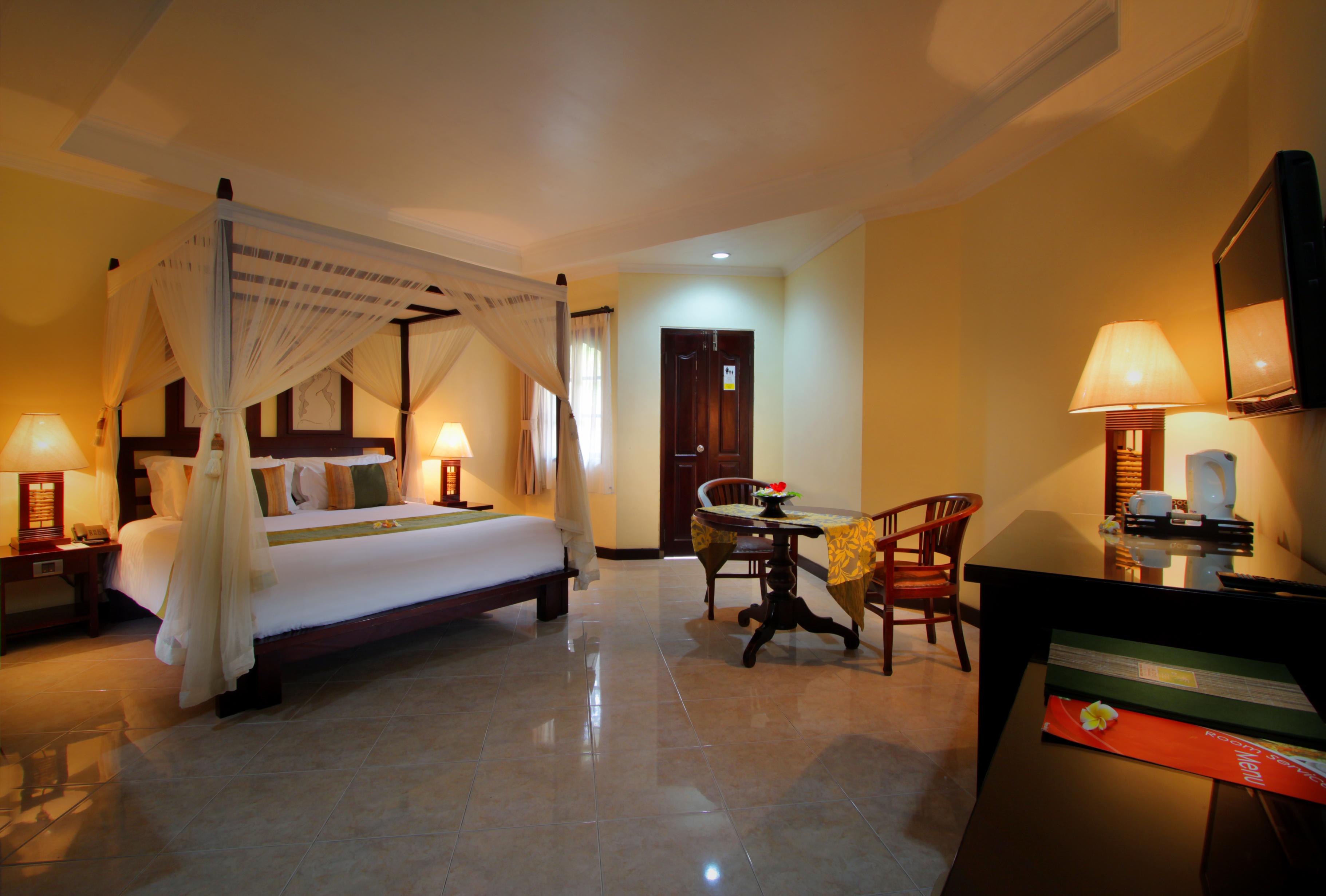 Hotel Adi Dharma Kuta 4*